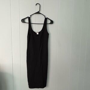 Elegant Black Sleeveless Dress